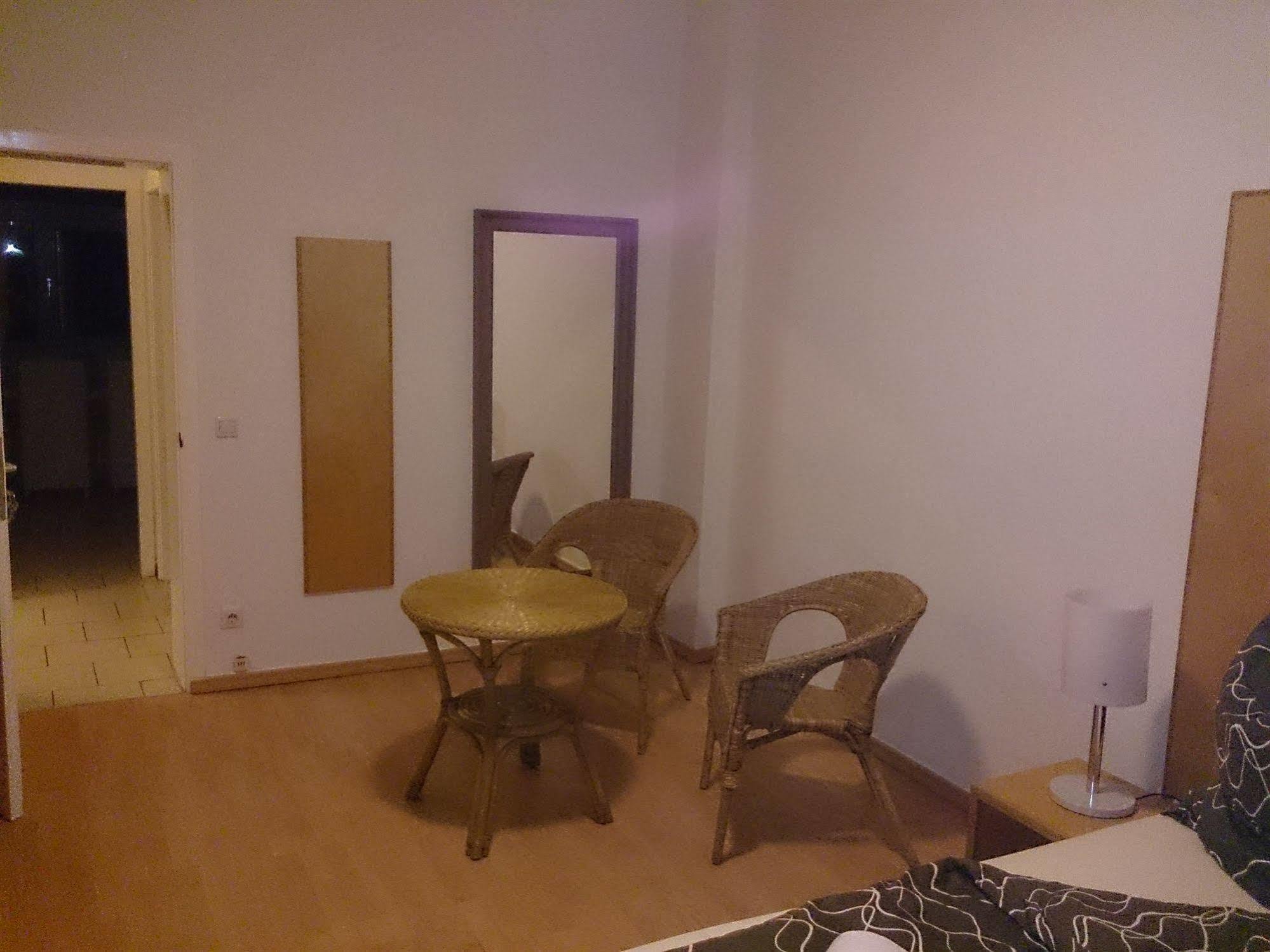 Ruhrzimmer *